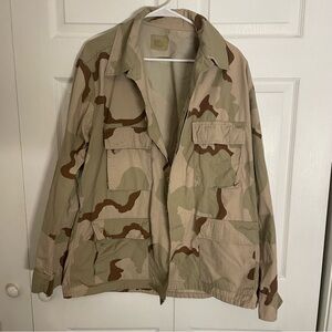 Vintage 1997 US Military 3-Color Desert Camouflage Field Coat Jacket